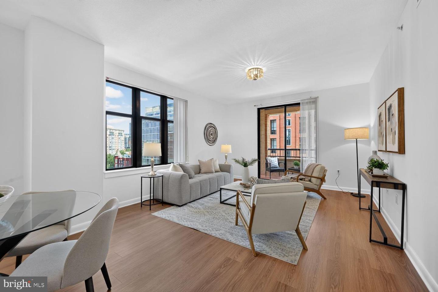 400 Massachusetts Ave Nw #711 Property Photo 1