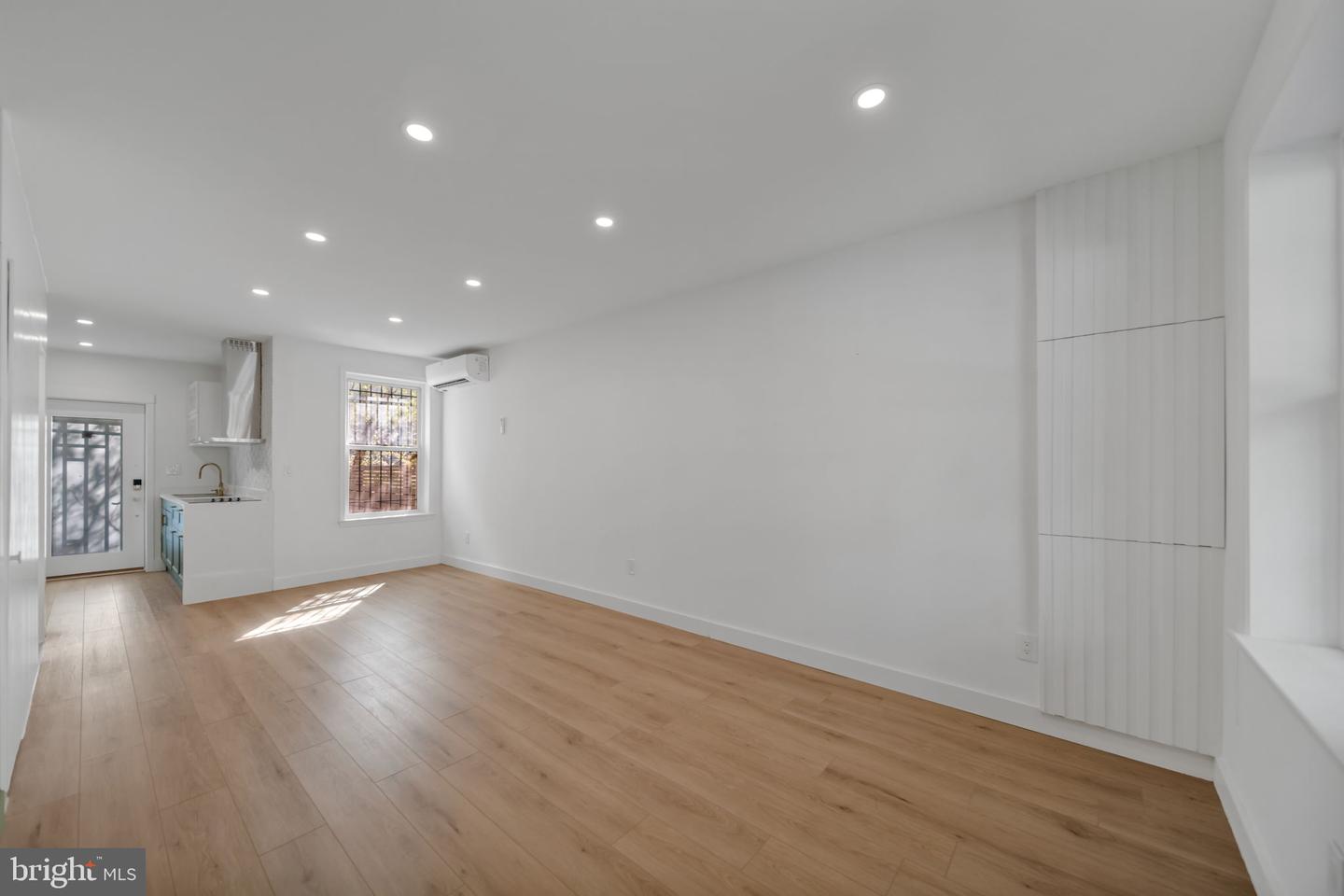 1845 Corcoran St Ne Property Photo 11
