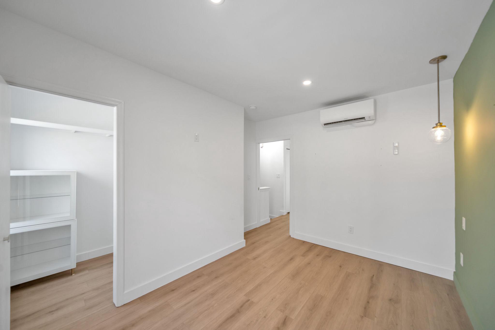 1845 Corcoran St Ne Property Photo 16