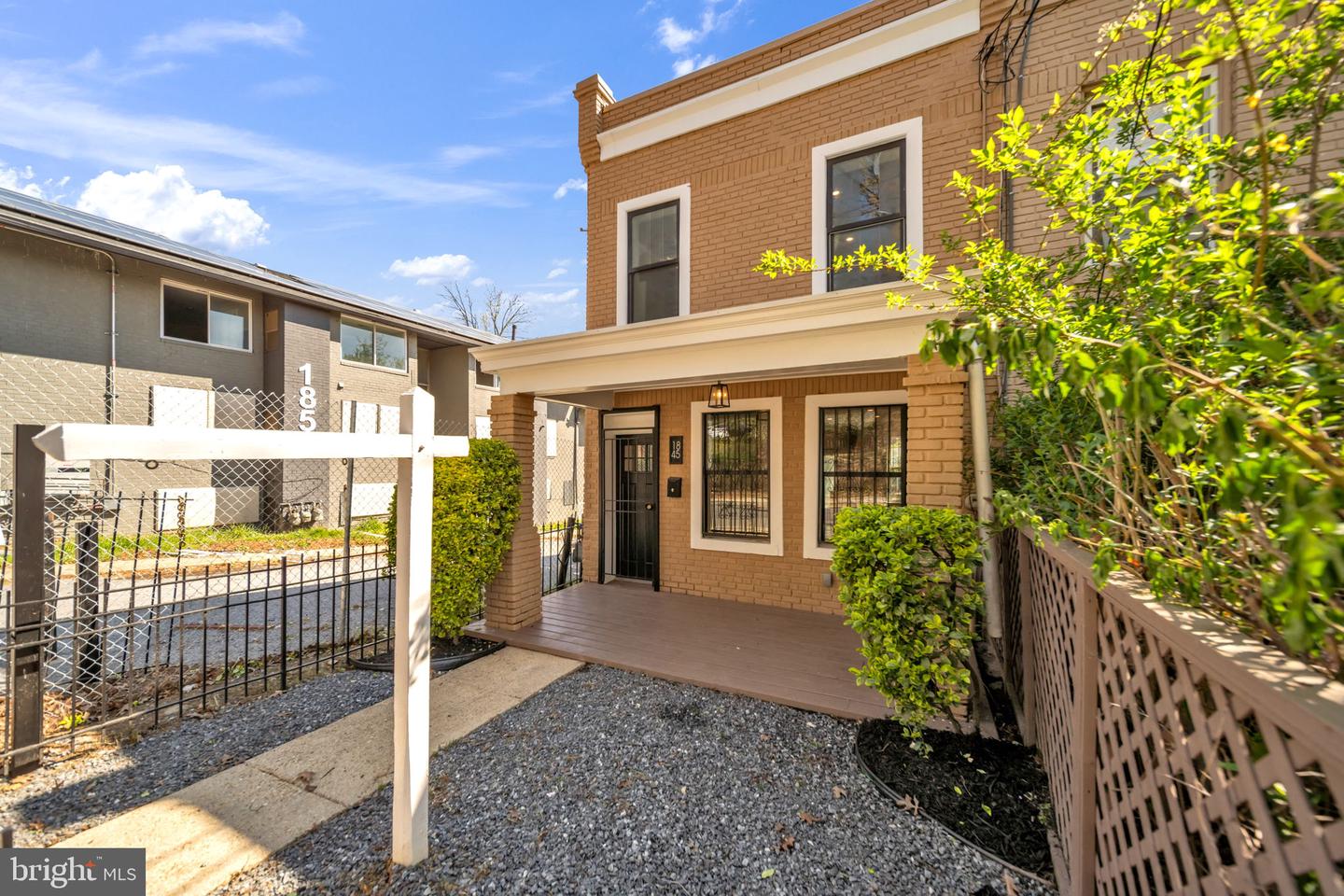 1845 Corcoran St Ne Property Photo 31