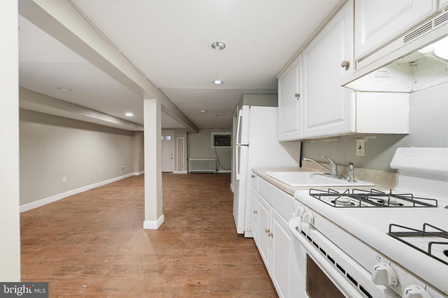 557 23rd Pl Ne Property Photo 27