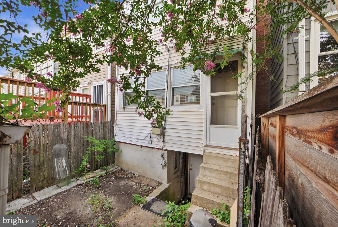 557 23rd Pl Ne Property Photo 30