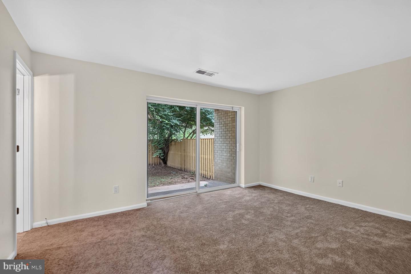 2747 31st Pl Ne #2747 Property Photo 10