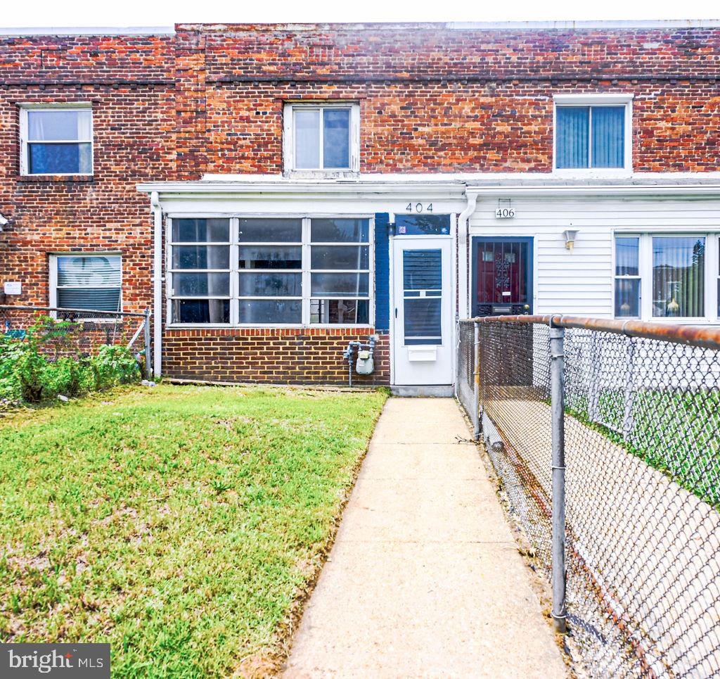 404 36th St Ne Property Photo 1