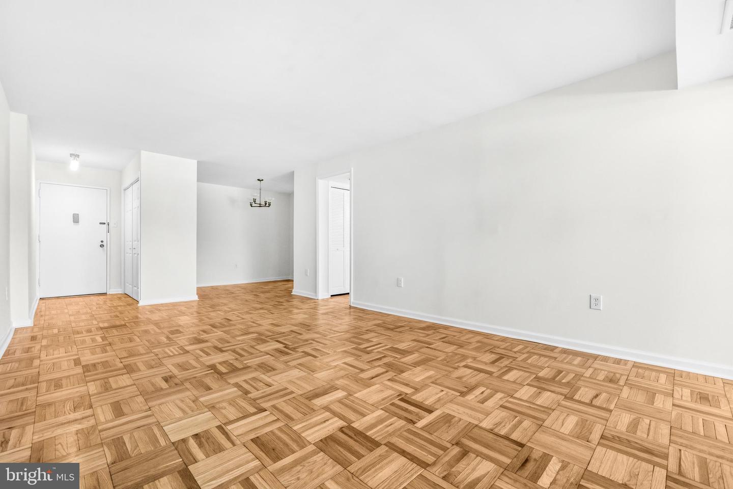 700 7th St Sw #126 Property Photo 4