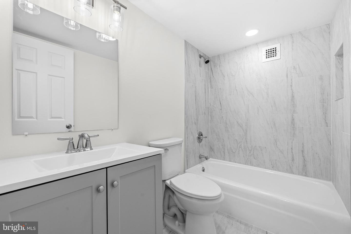 700 7th St Sw #126 Property Photo 15