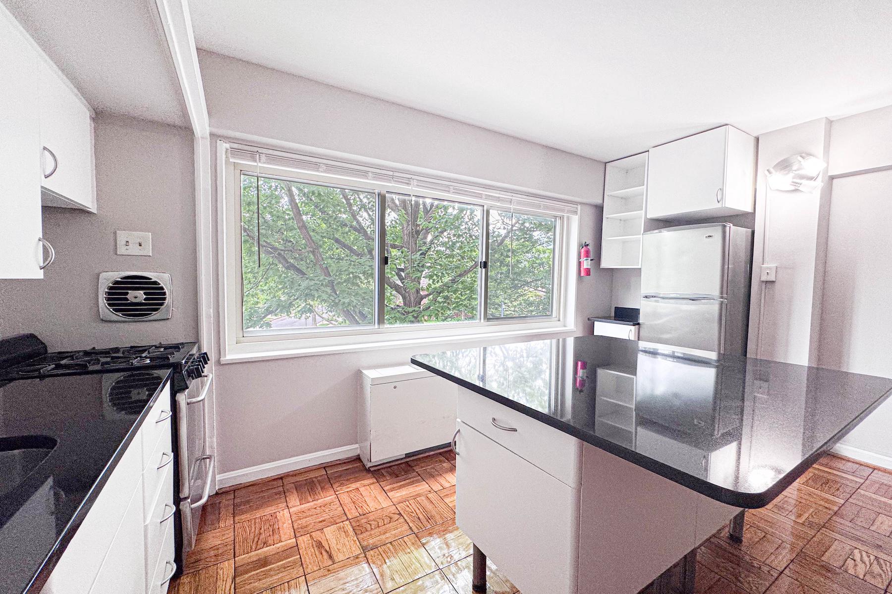 5315 Connecticut Ave Nw #310 Property Photo 22