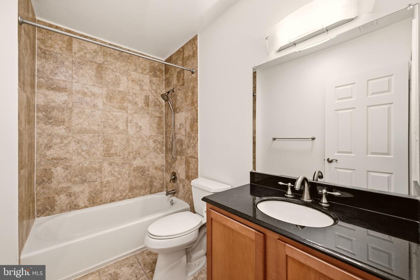 1610 11th St Nw #2b Property Photo 13