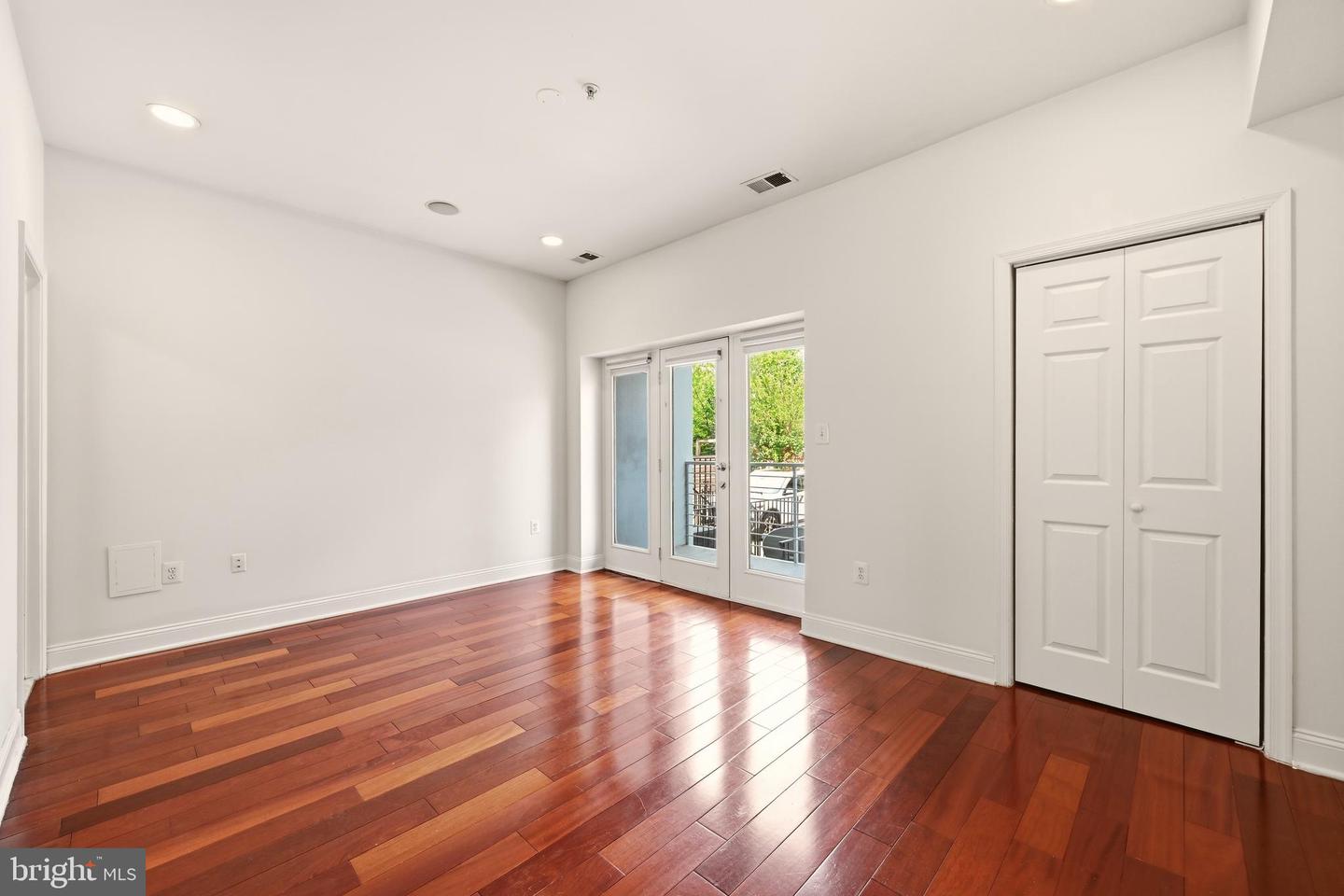 1610 11th St Nw #2b Property Photo 14