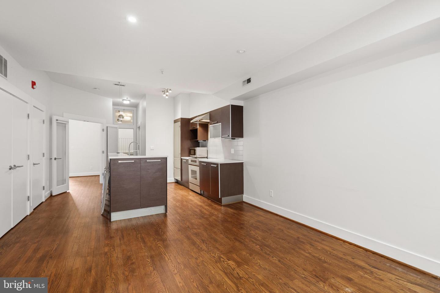 426 M St Nw #d Property Photo 7