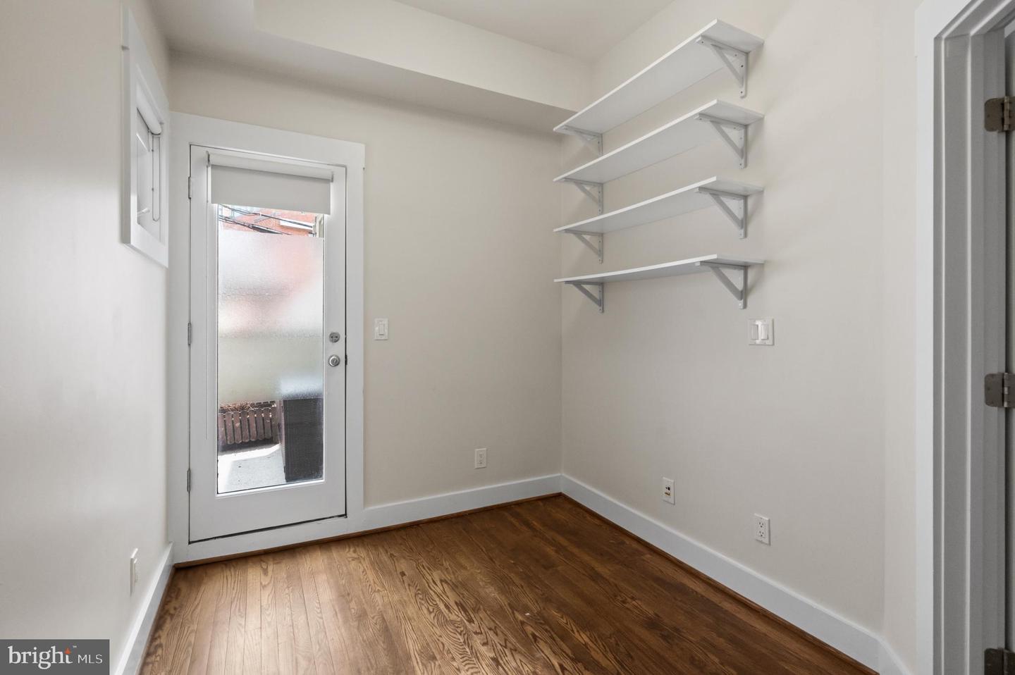 426 M St Nw #d Property Photo 16