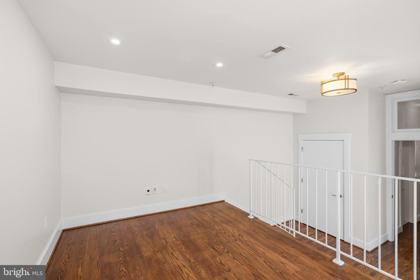 426 M St Nw #d Property Photo 23