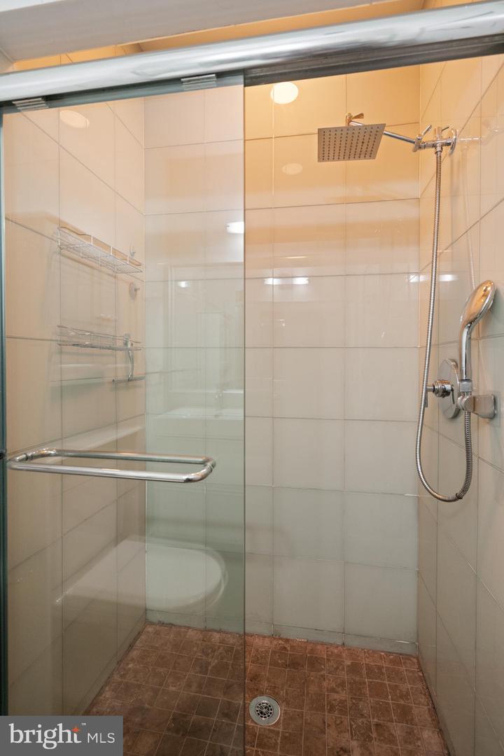 426 M St Nw #d Property Photo 27