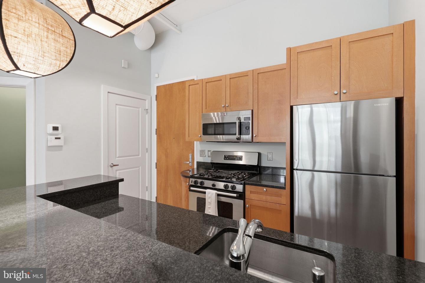 2328 Champlain St Nw #328 Property Photo 8