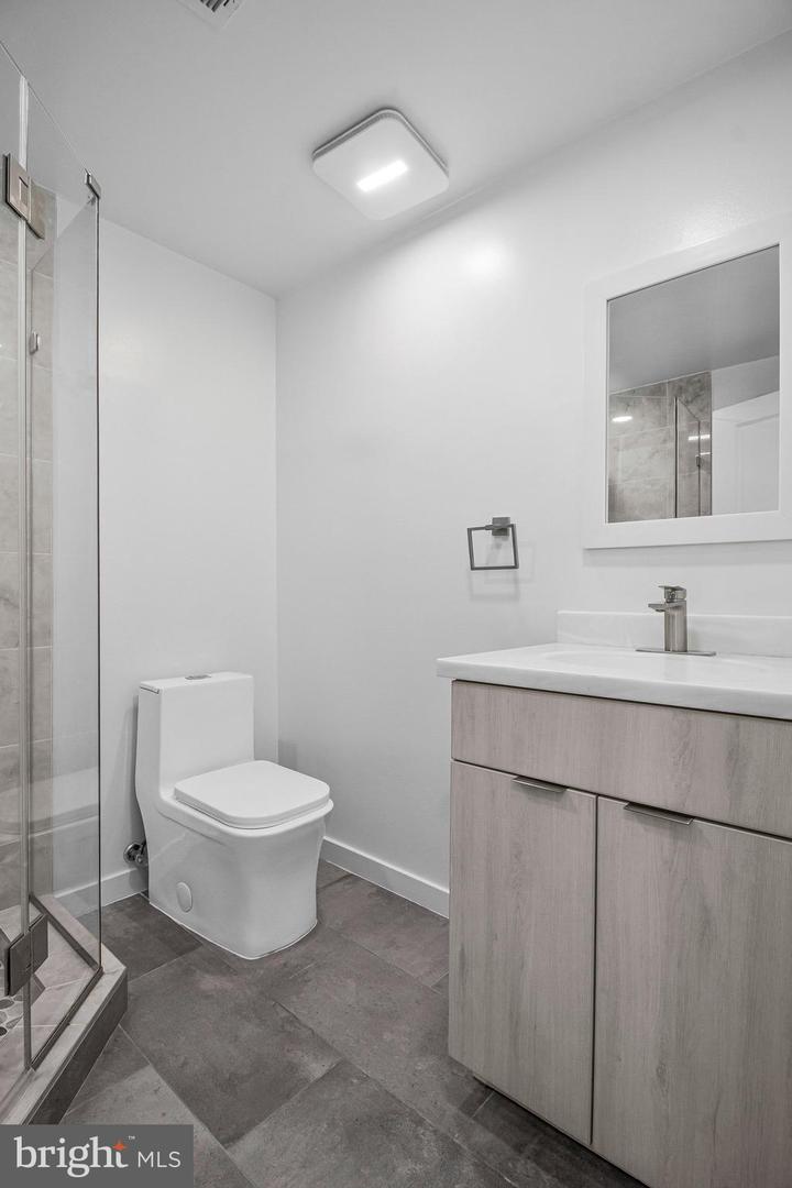 506 H St Ne #202 Property Photo 16