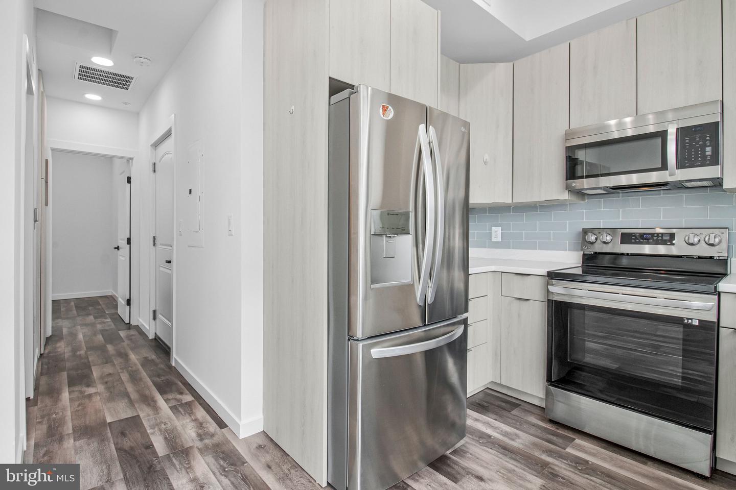 506 H St Ne #302 Property Photo 7