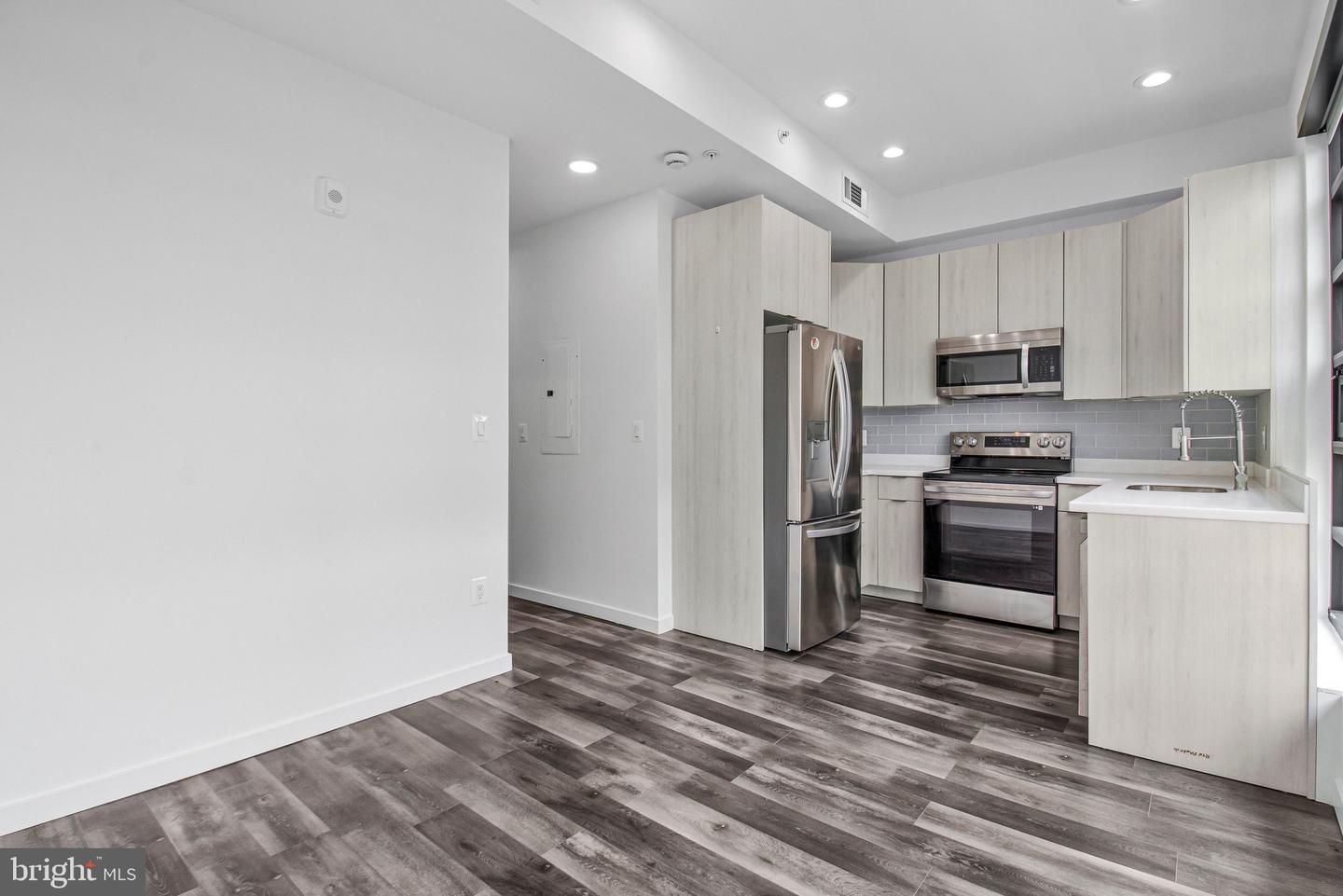 506 H St Ne #302 Property Photo 8