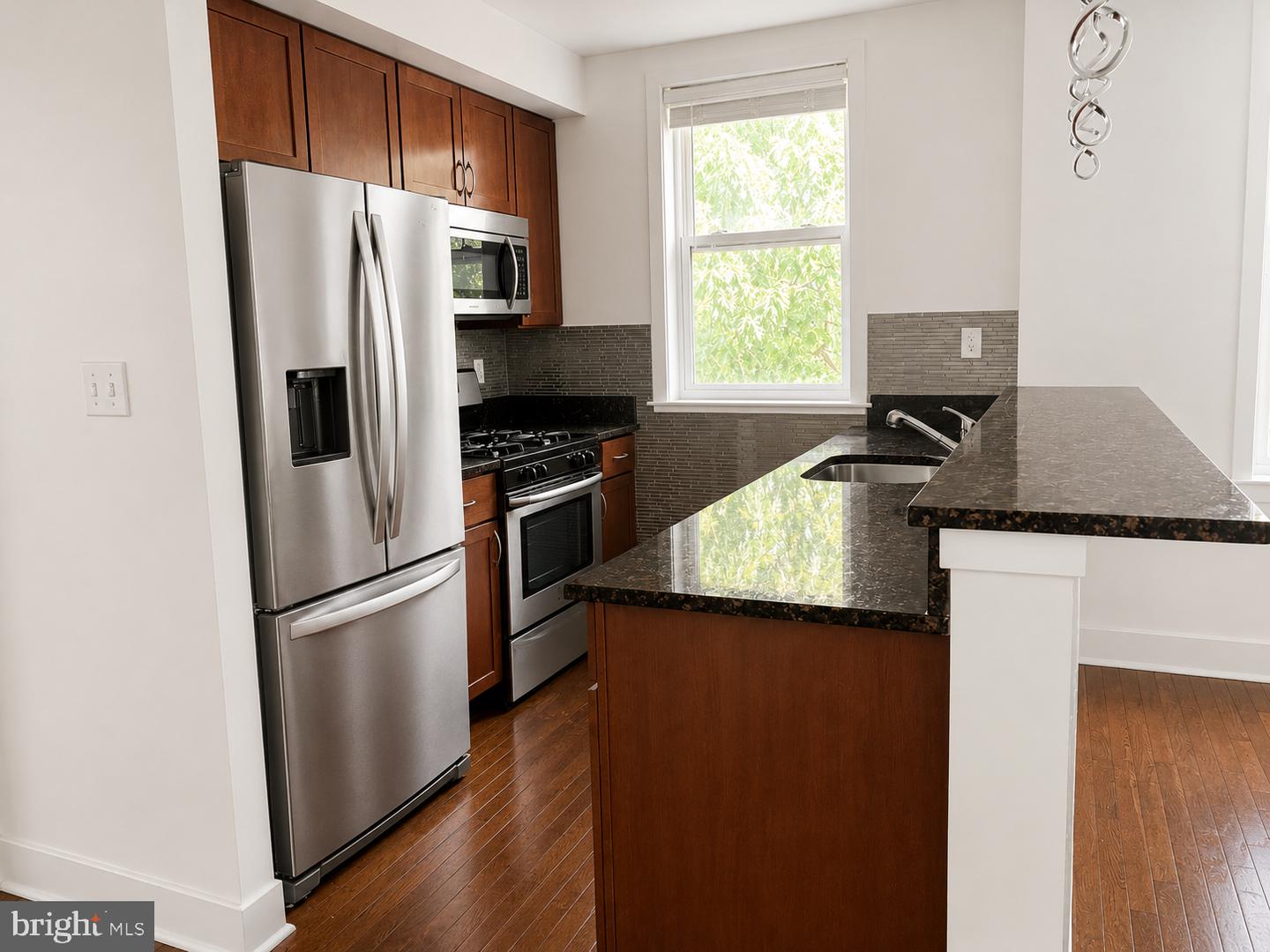 1352 Longfellow St Nw #206 Property Photo 11