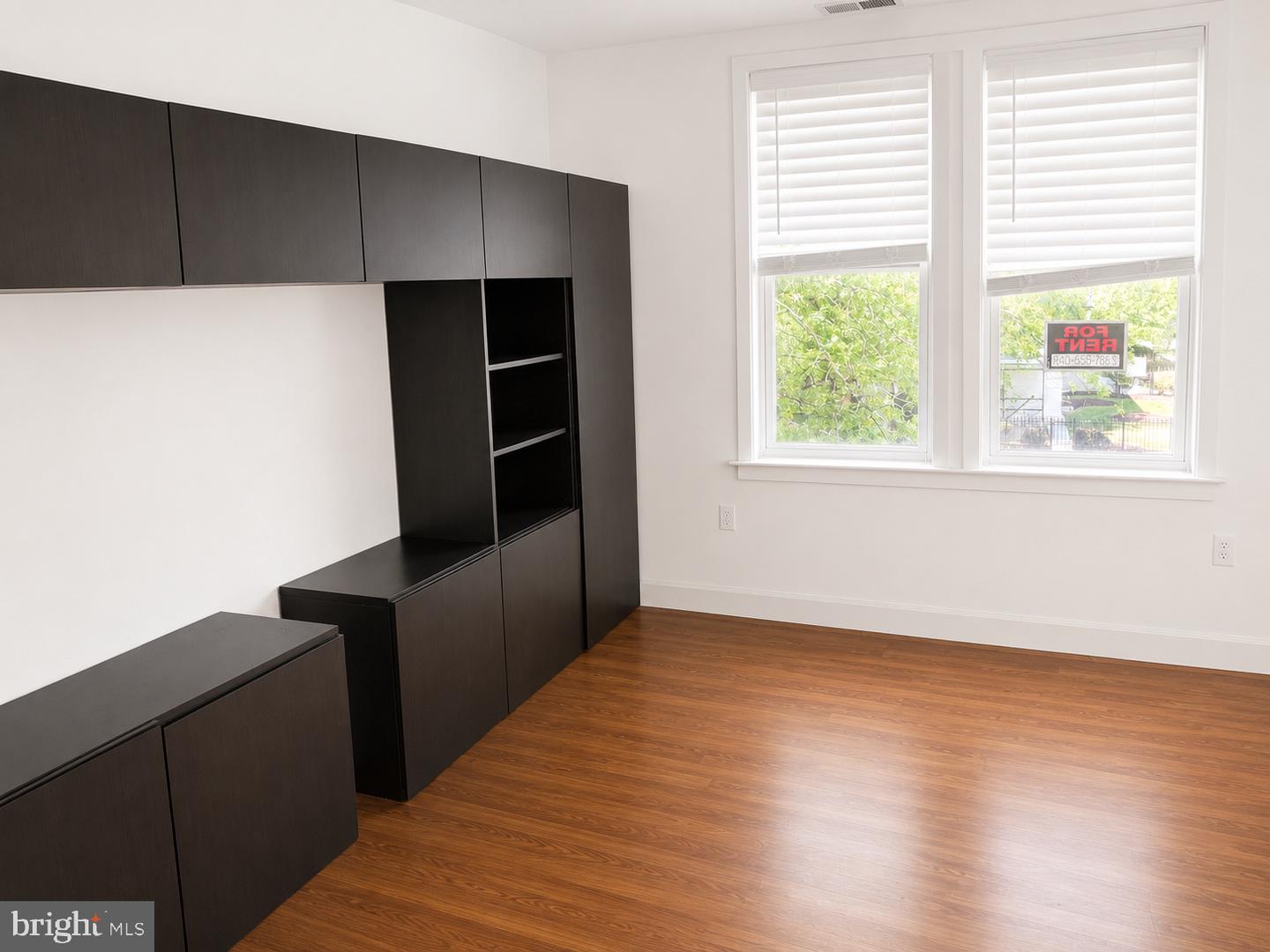 1352 Longfellow St Nw #206 Property Photo 15