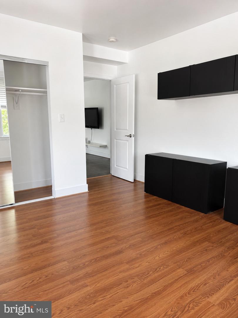 1352 Longfellow St Nw #206 Property Photo 16