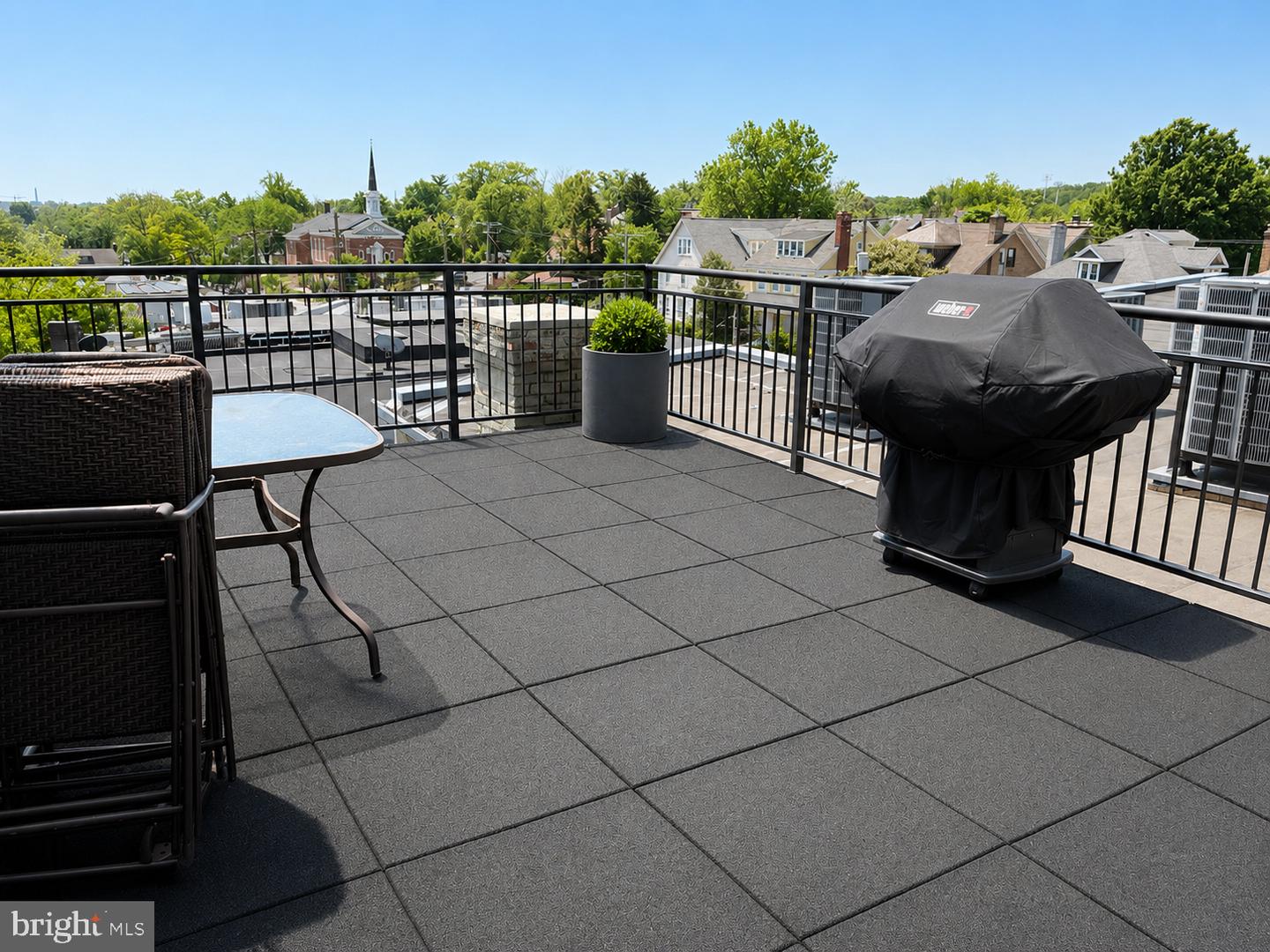 1352 Longfellow St Nw #206 Property Photo 23