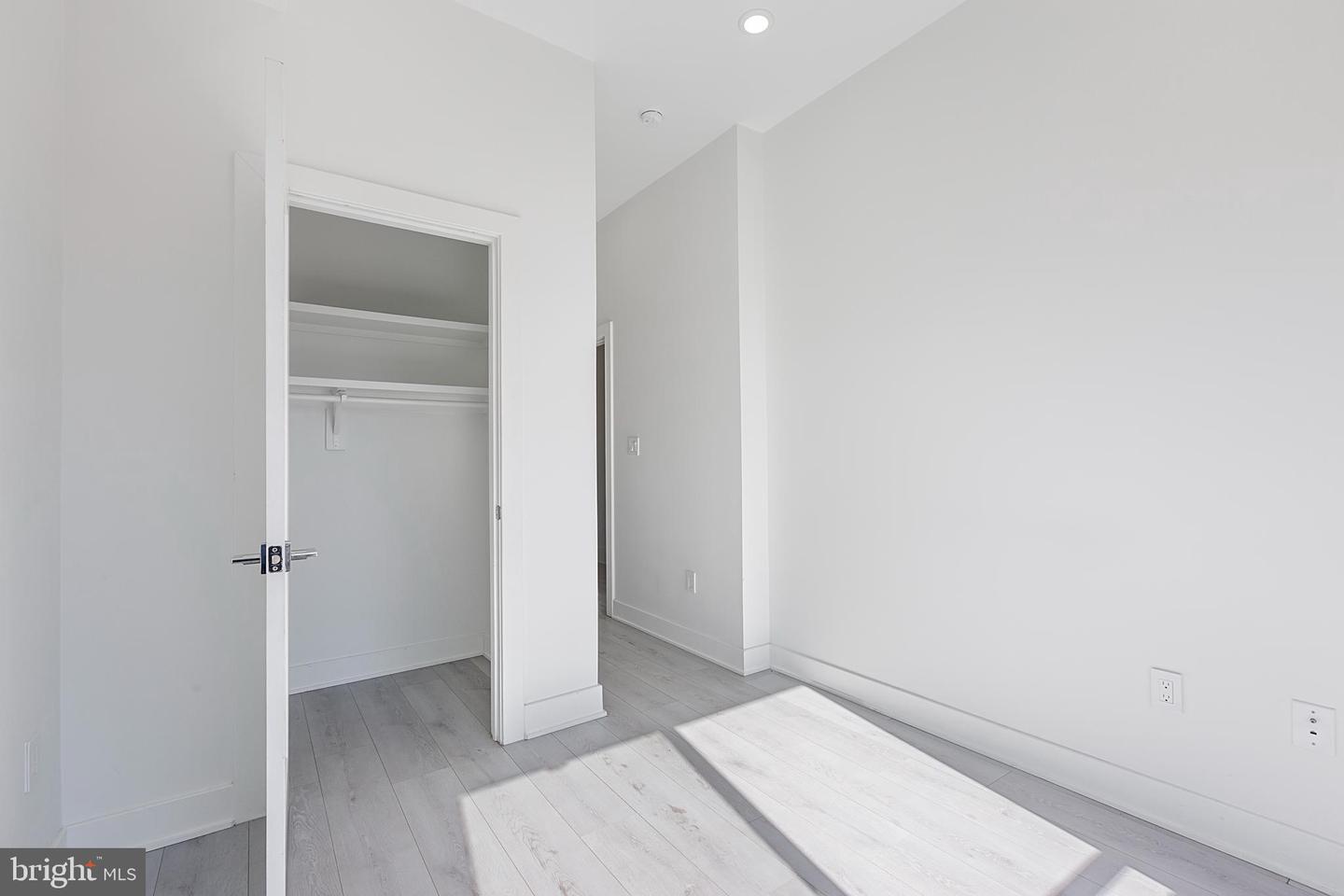 1202 Longfellow St Nw #03 Property Photo 21