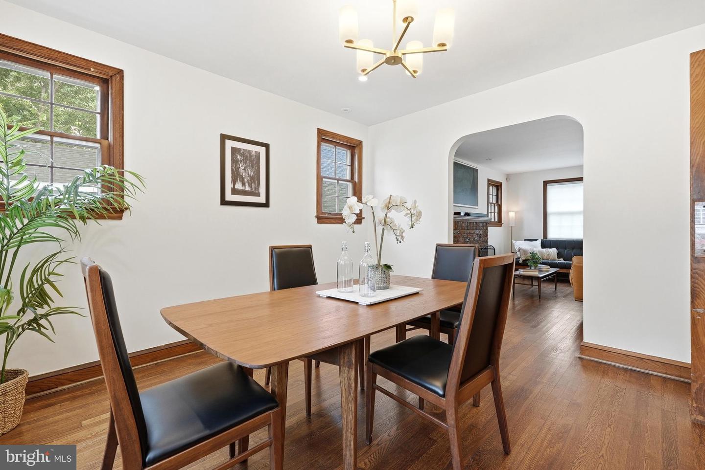 1420 Michigan Ave Ne Property Photo 4