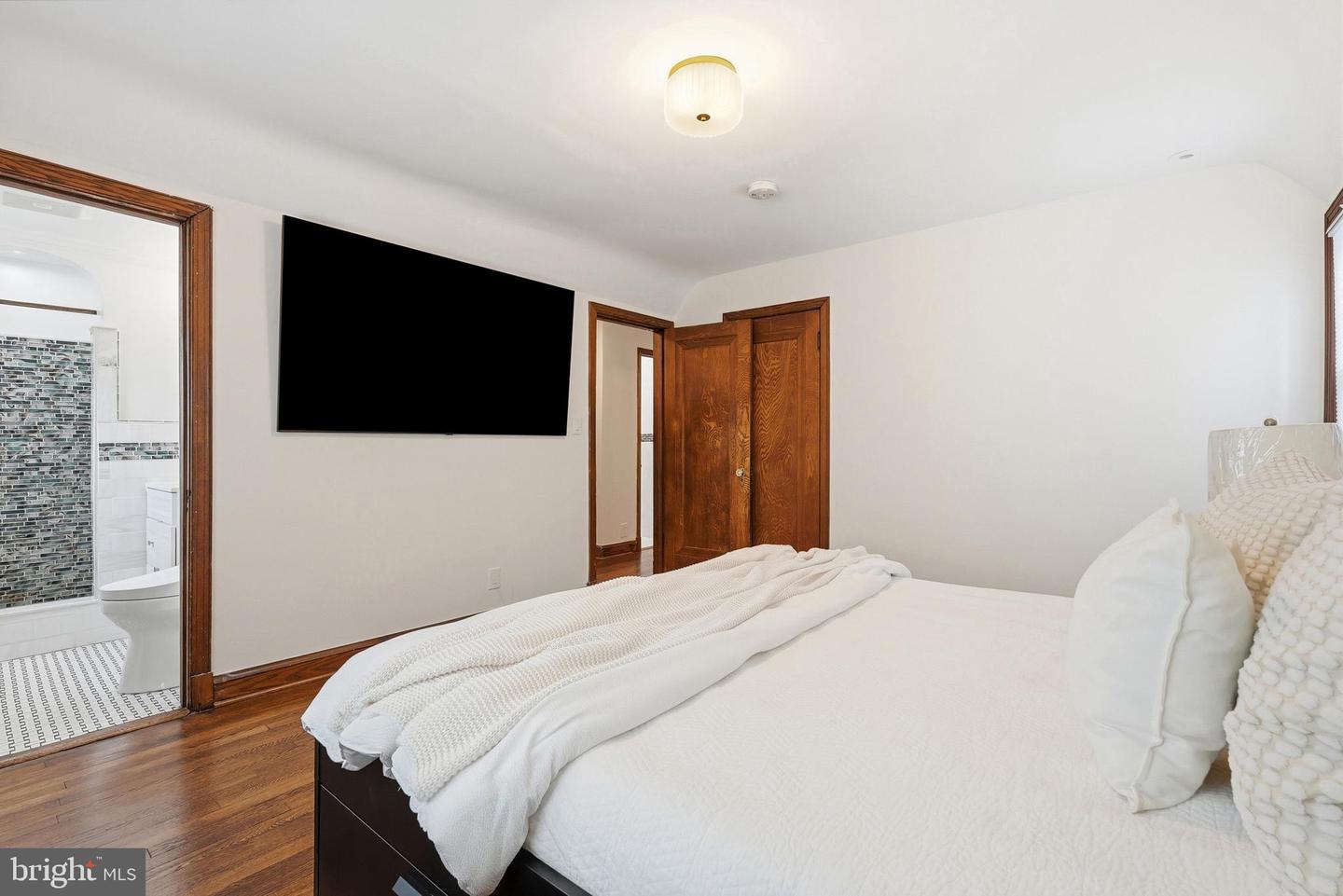 1420 Michigan Ave Ne Property Photo 15
