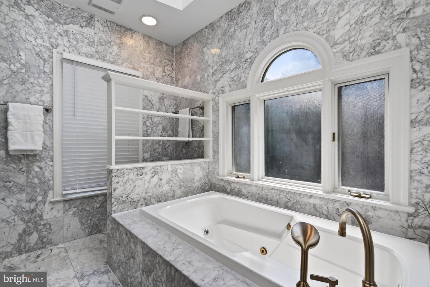 5430 Chevy Chase Parkway Nw Property Photo 27