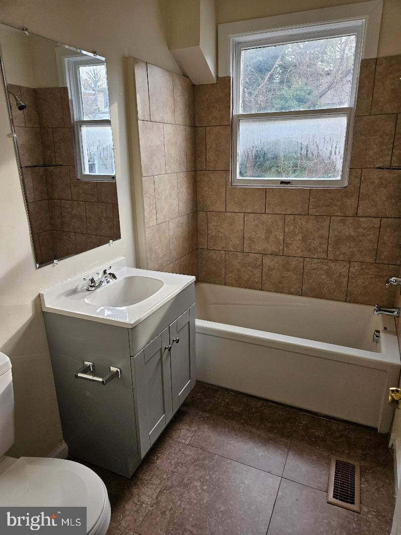 1635 U St Se Property Photo 9