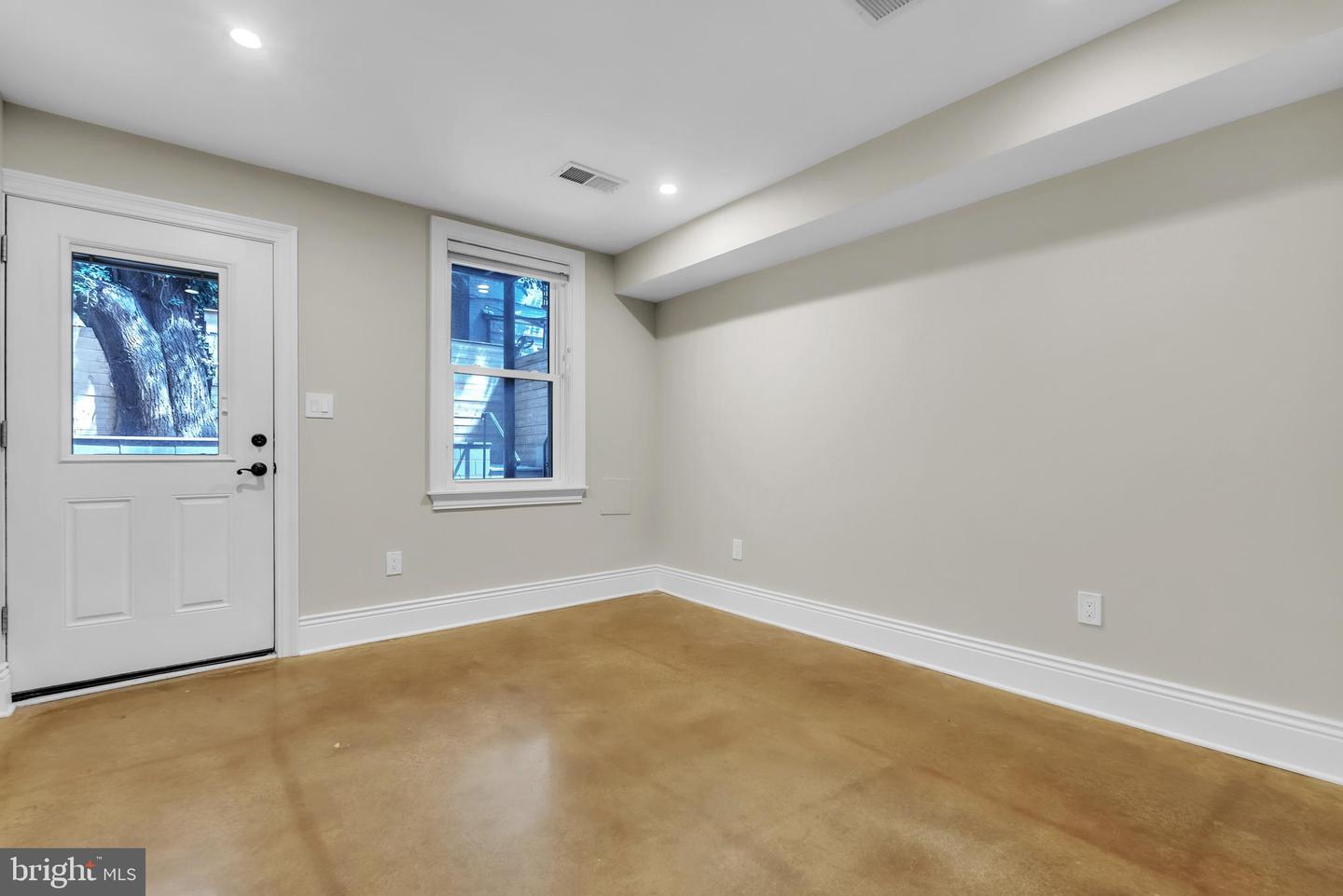 225 R St Nw Property Photo 47
