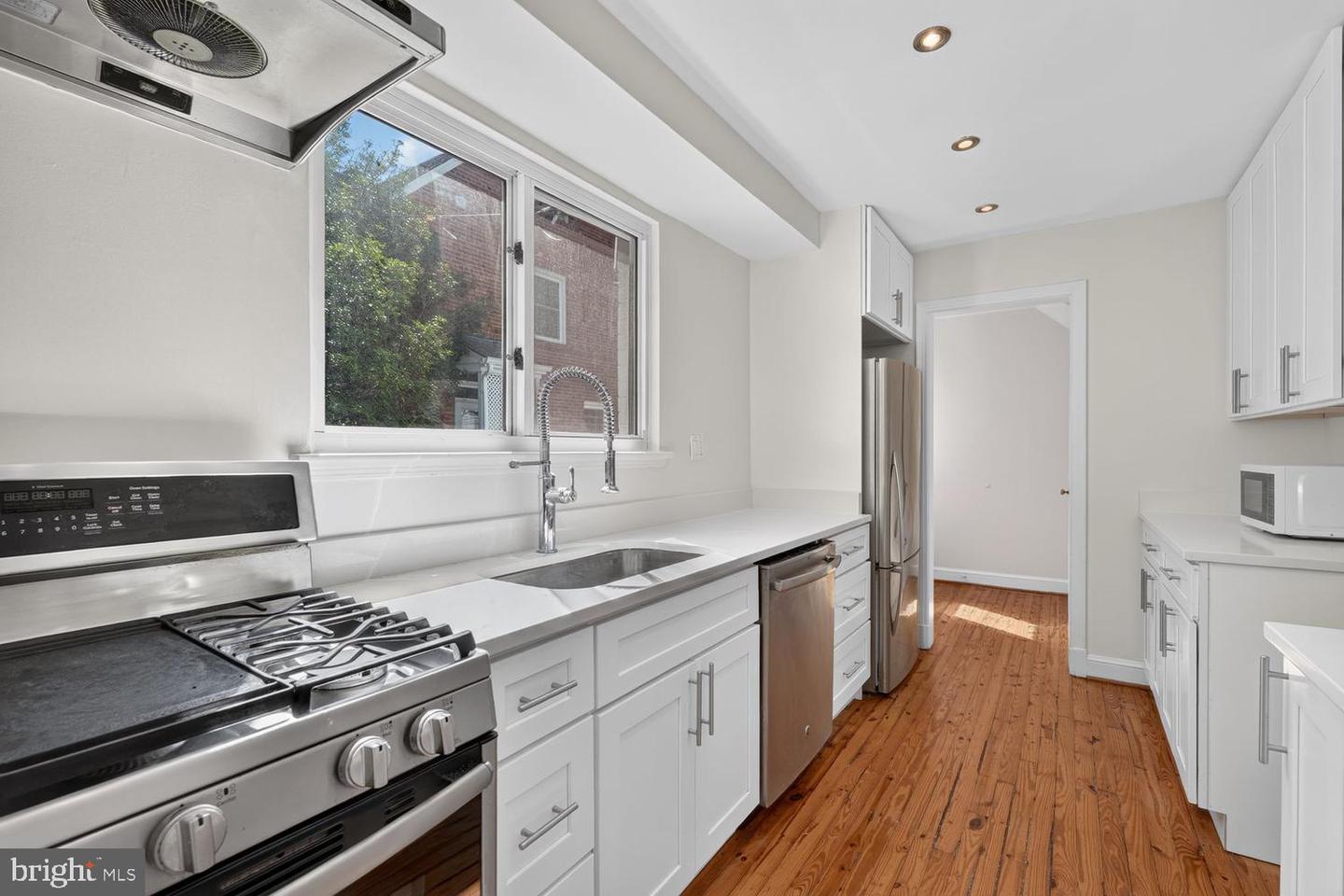 4325 47th St Nw Property Photo 10