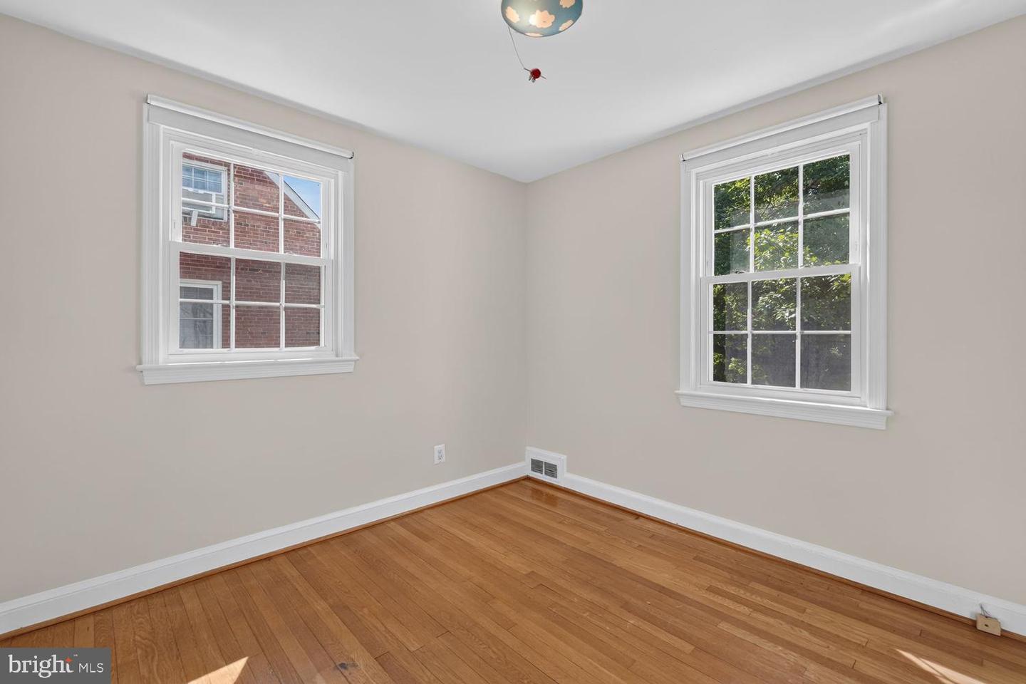 4325 47th St Nw Property Photo 18