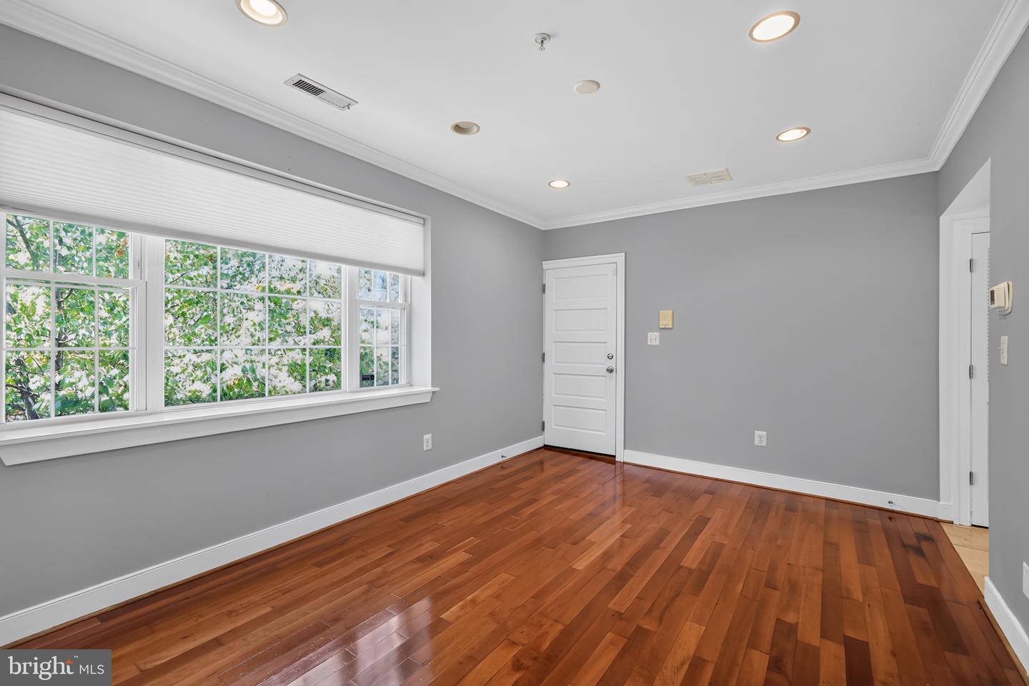 1400 Longfellow St Nw #202 Property Photo 5