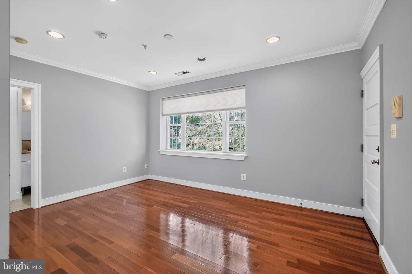 1400 Longfellow St Nw #202 Property Photo 6