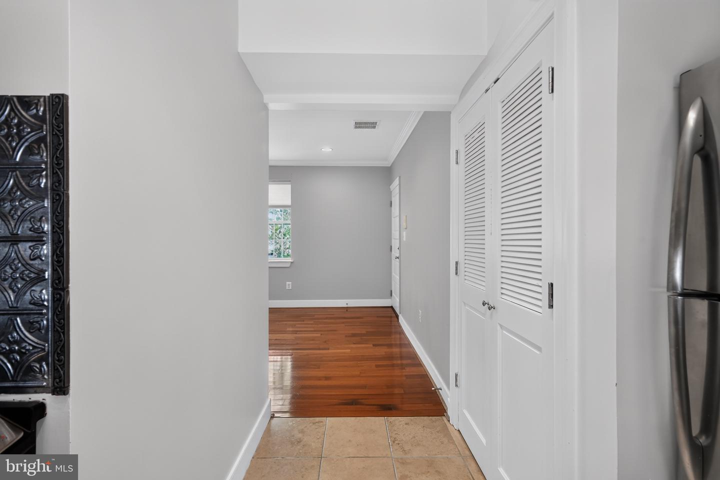 1400 Longfellow St Nw #202 Property Photo 9