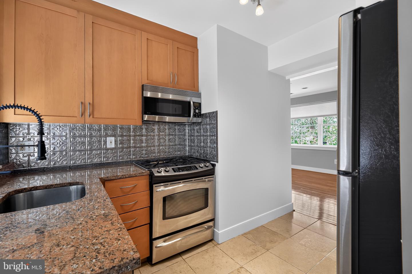 1400 Longfellow St Nw #202 Property Photo 15