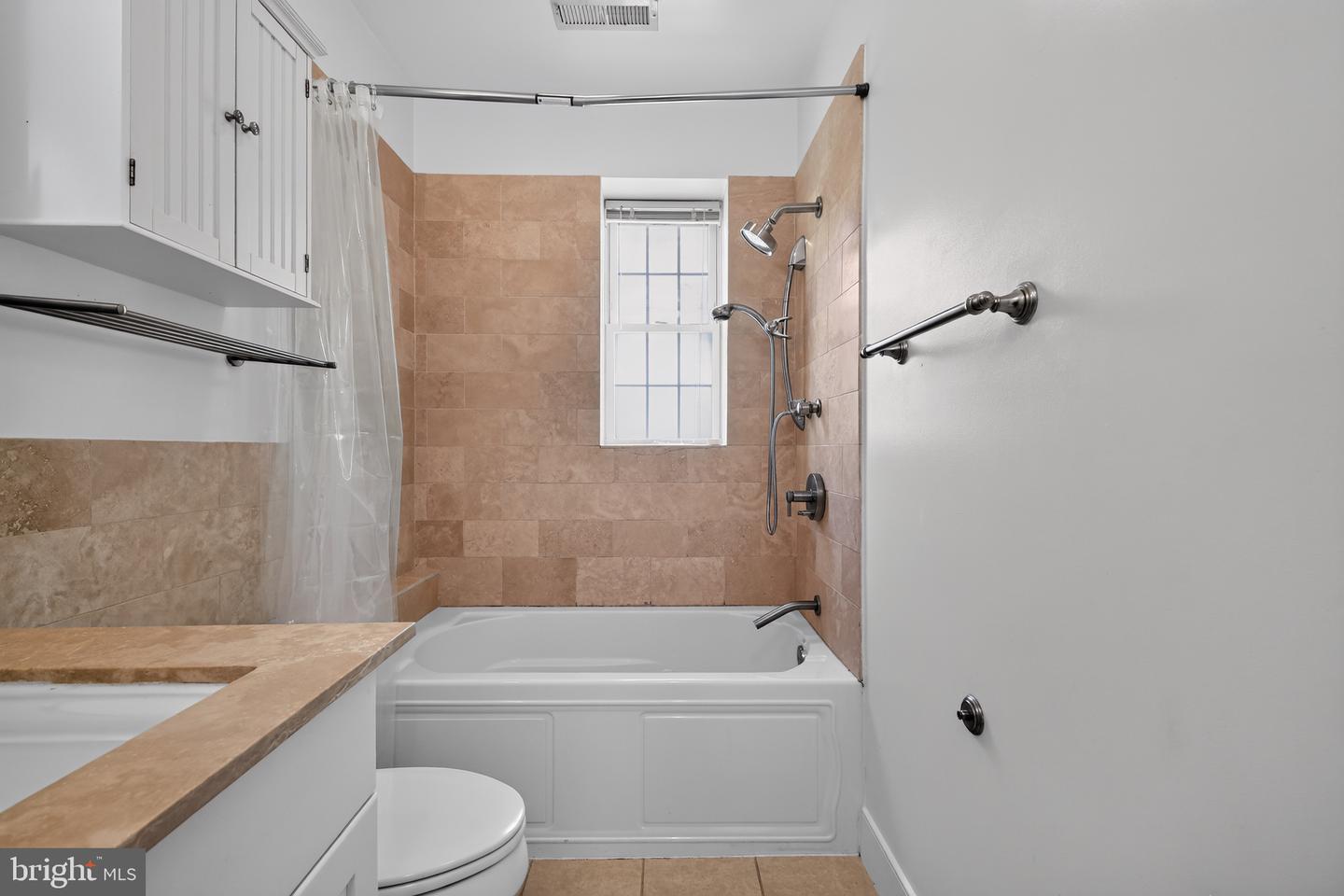 1400 Longfellow St Nw #202 Property Photo 20