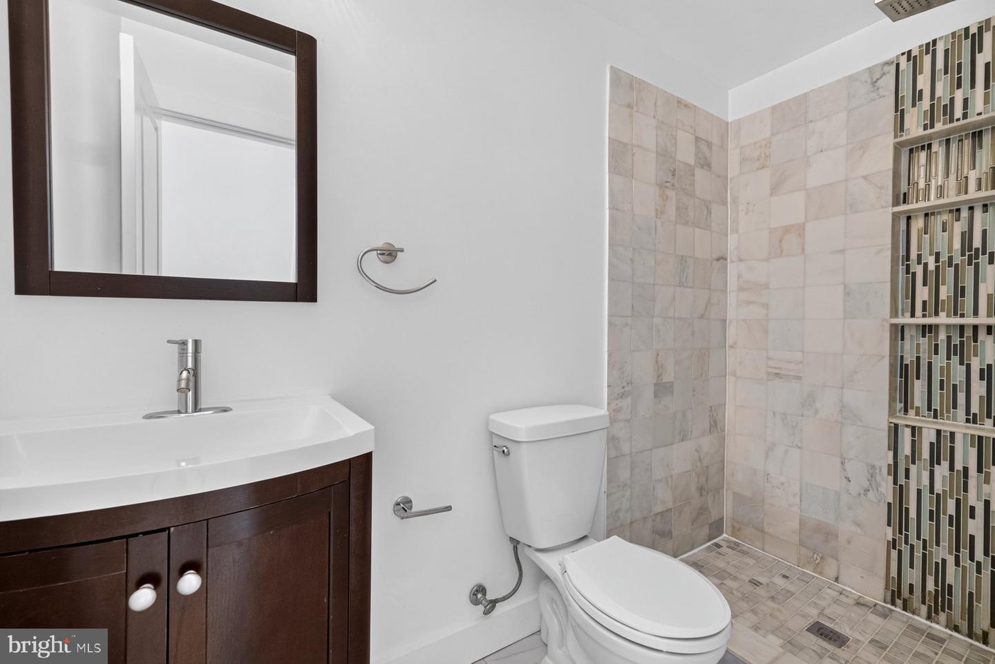1013 V St Nw #2 Property Photo 23