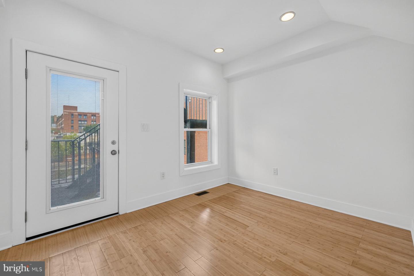 1013 V St Nw #2 Property Photo 28