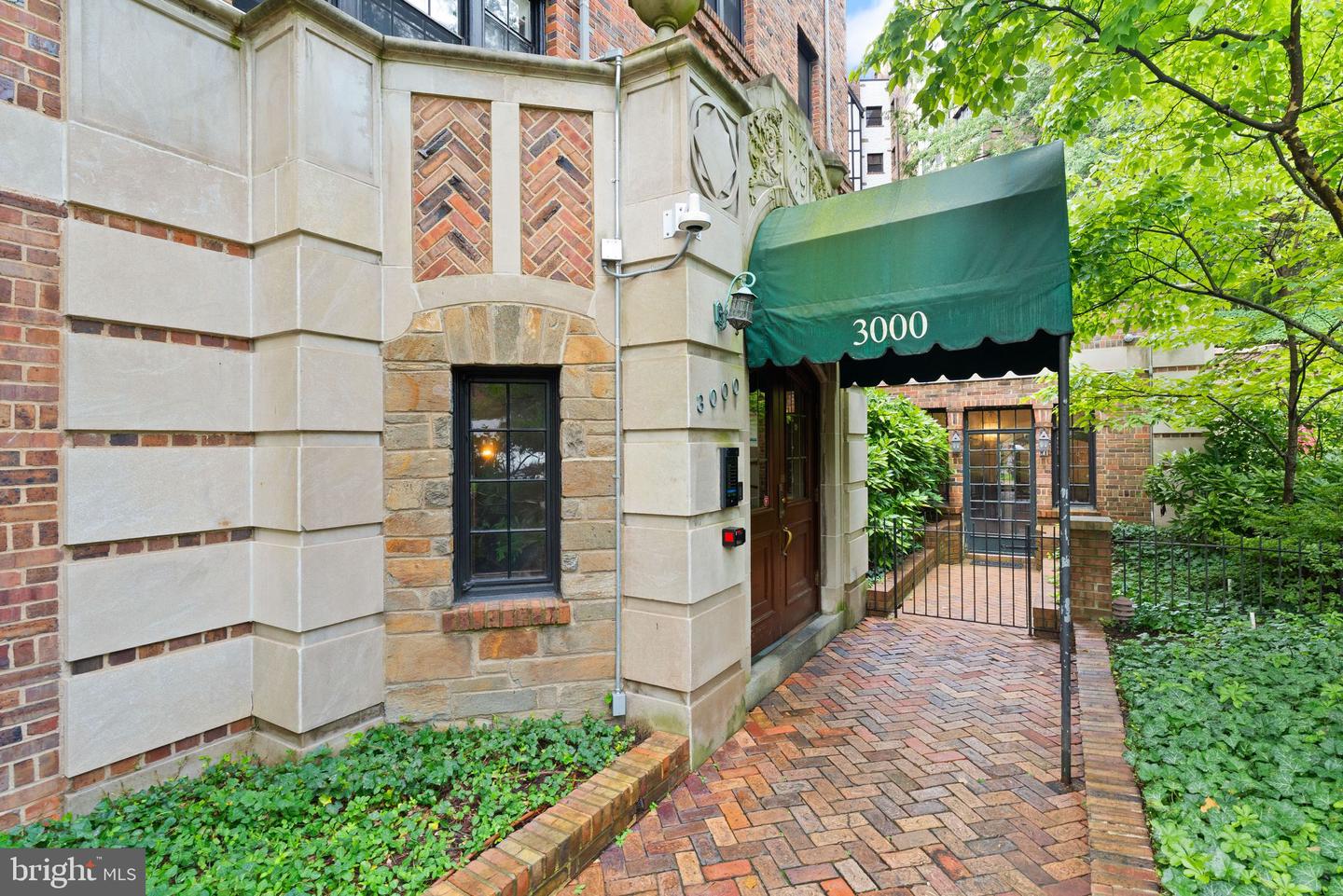3000 Tilden St Nw #303-i Property Photo 2