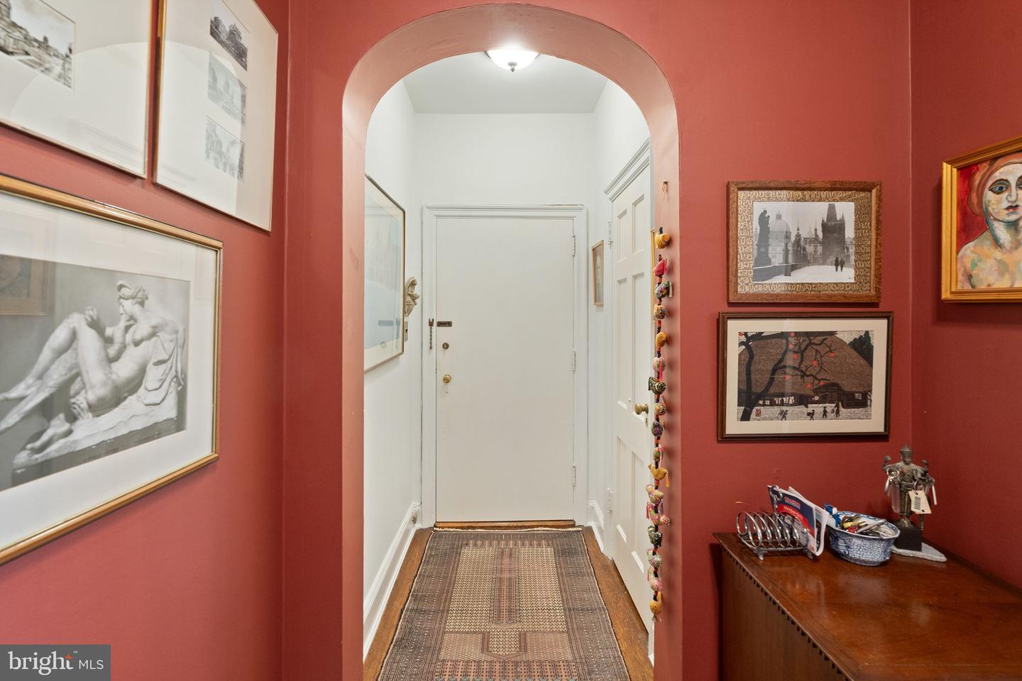 3000 Tilden St Nw #303-i Property Photo 4