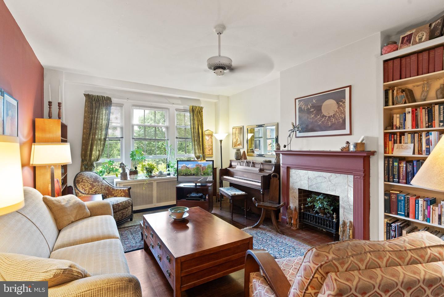 3000 Tilden St Nw #303-i Property Photo 6