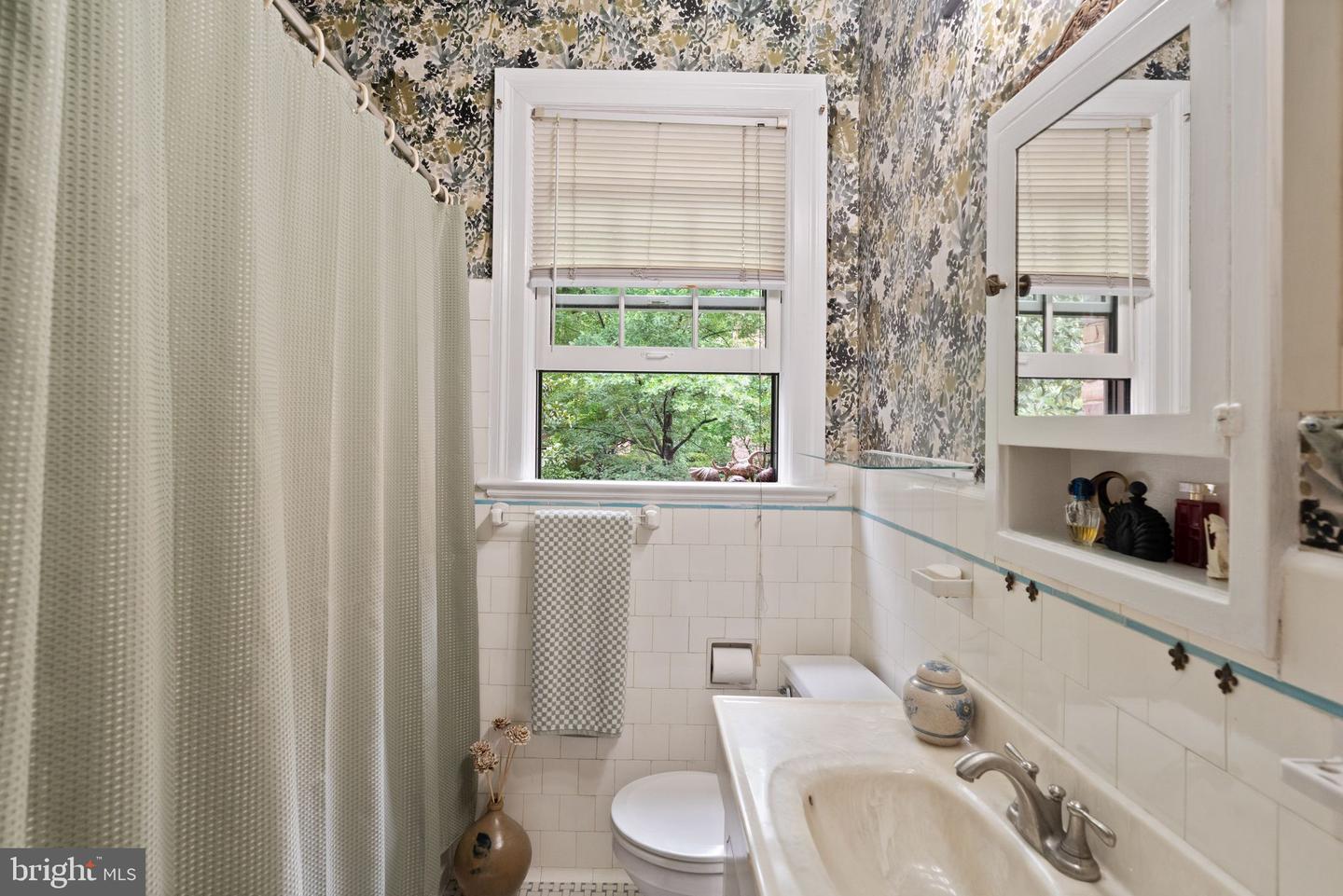 3000 Tilden St Nw #303-i Property Photo 23