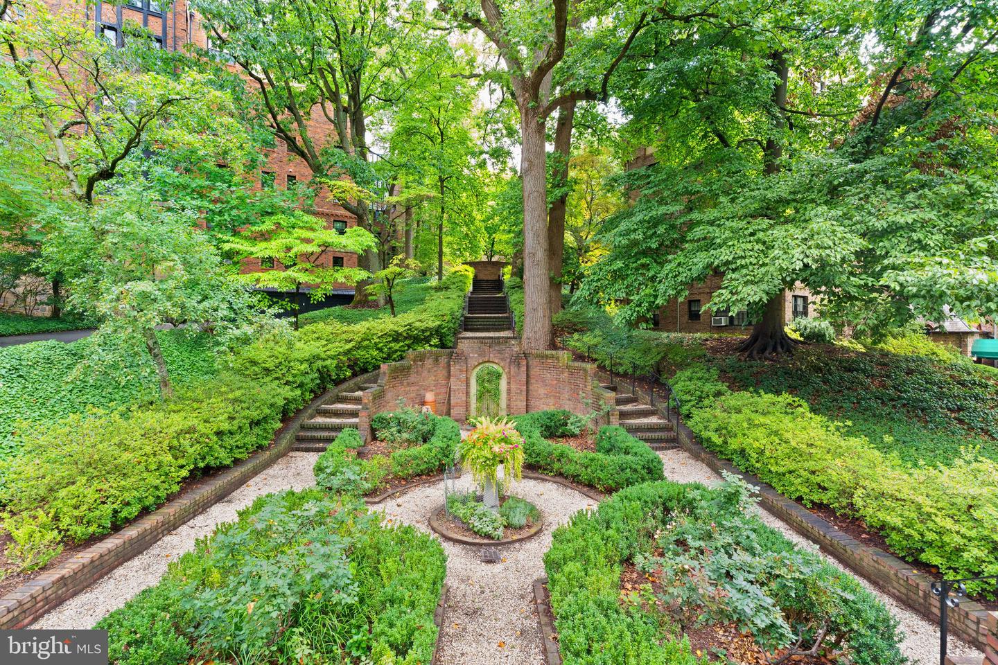 3000 Tilden St Nw #303-i Property Photo 30