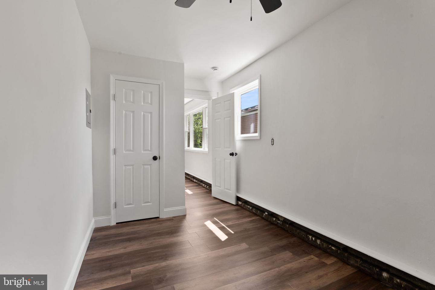 610 57th St Ne #102 Property Photo 13
