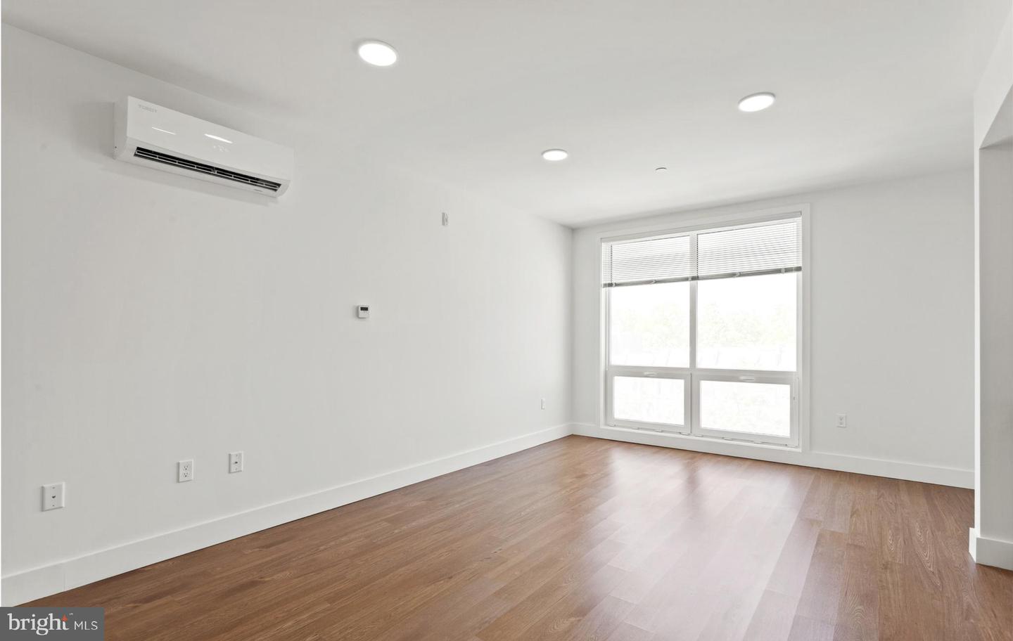 2415 37th St Nw #205 Property Photo 20