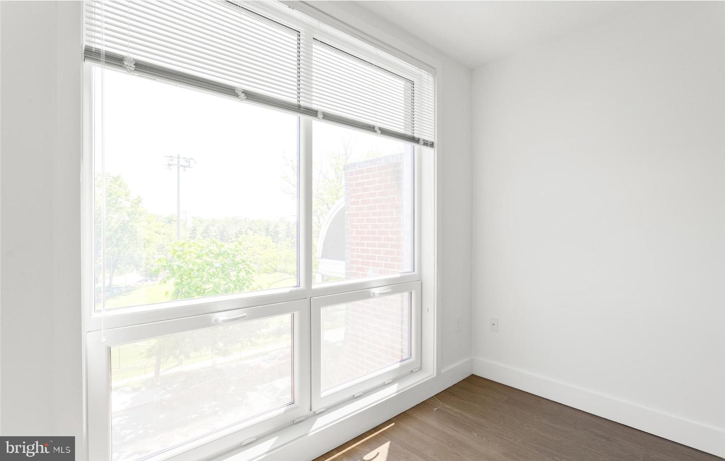 2415 37th St Nw #205 Property Photo 22