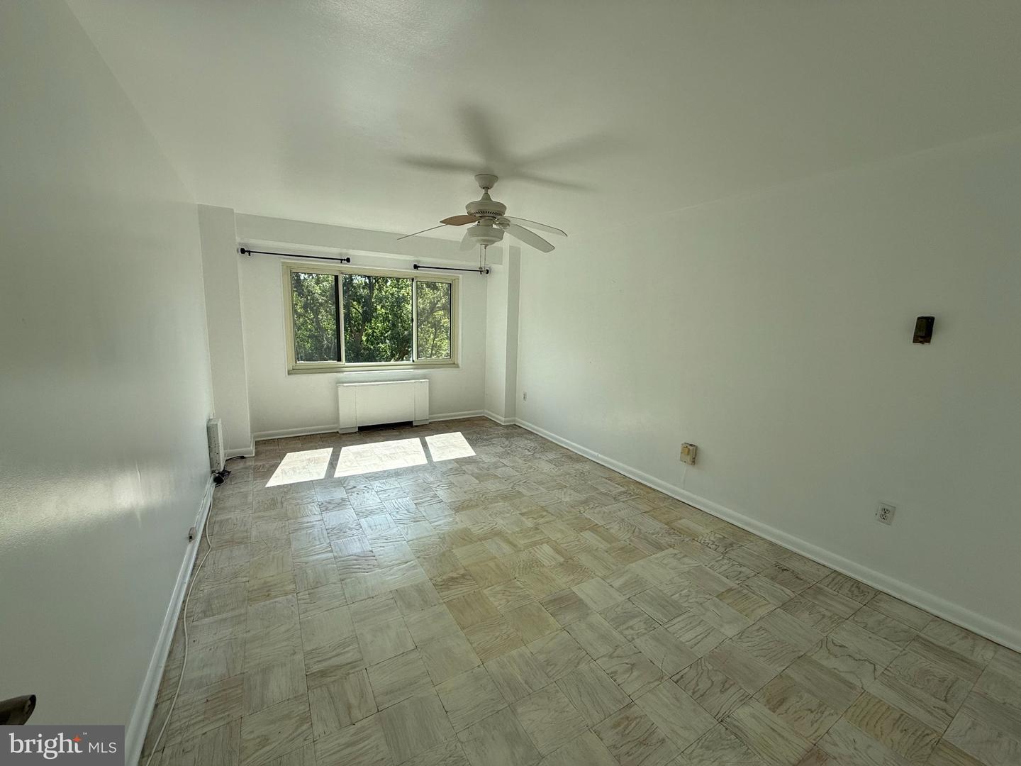 4201 Cathedral Ave Nw #813e Property Photo 9