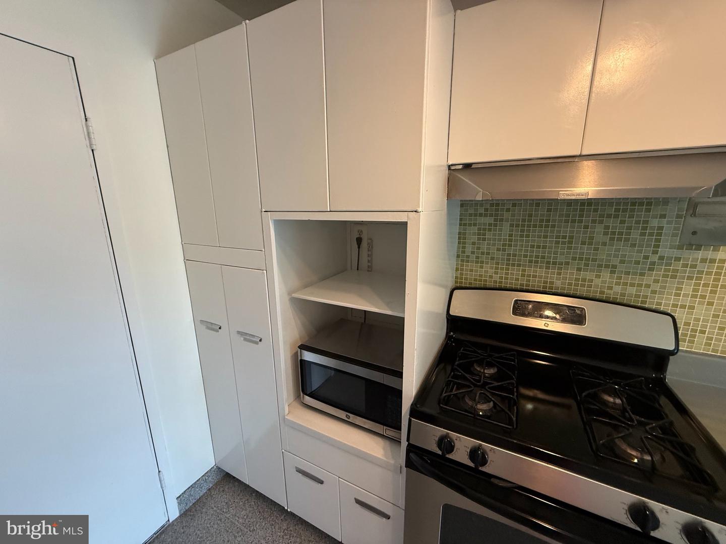 4201 Cathedral Ave Nw #813e Property Photo 13